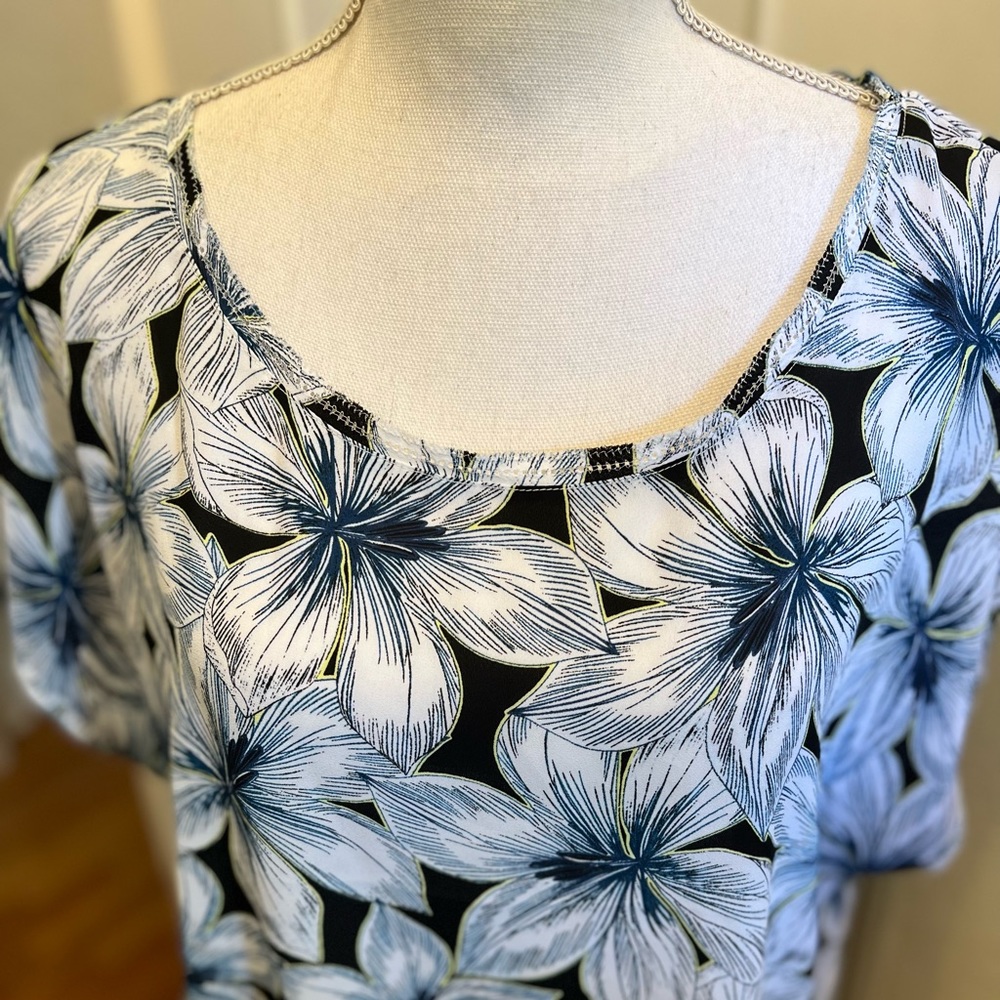 Banana Republic- blouse. Size L
